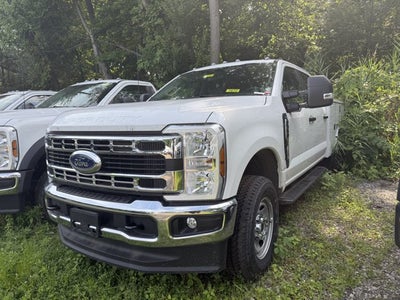2026 Ford Chassis Cab F-350® XL