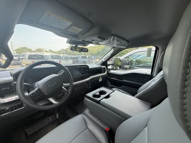 2026 Ford Chassis Cab F-350® XL