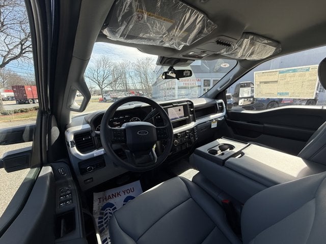 2026 Ford Chassis Cab F-350® XL