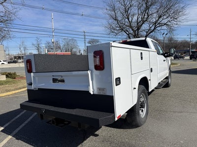 2026 Ford Chassis Cab F-350® XL