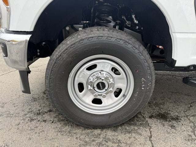 2026 Ford Chassis Cab F-350® XL