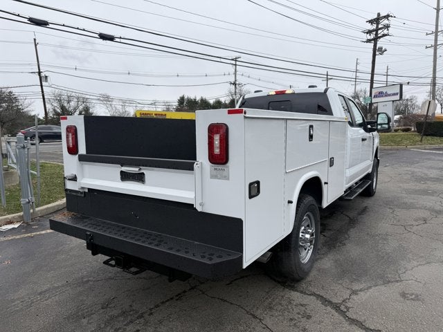 2026 Ford Chassis Cab F-350® XL