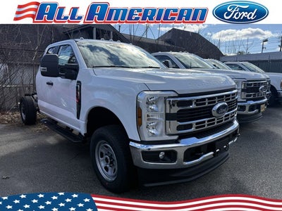 2026 Ford Chassis Cab F-350® XL