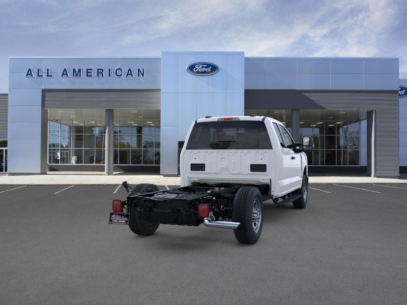 2026 Ford Chassis Cab F-350® XL