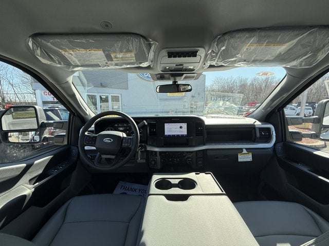 2026 Ford Chassis Cab F-350® XL