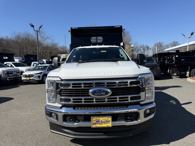 2025 Ford Chassis Cab F-350® XL