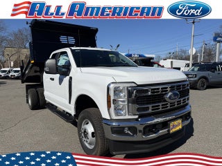 2025 Ford Chassis Cab F-350® XL