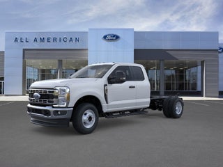 2025 Ford Chassis Cab F-350® XL