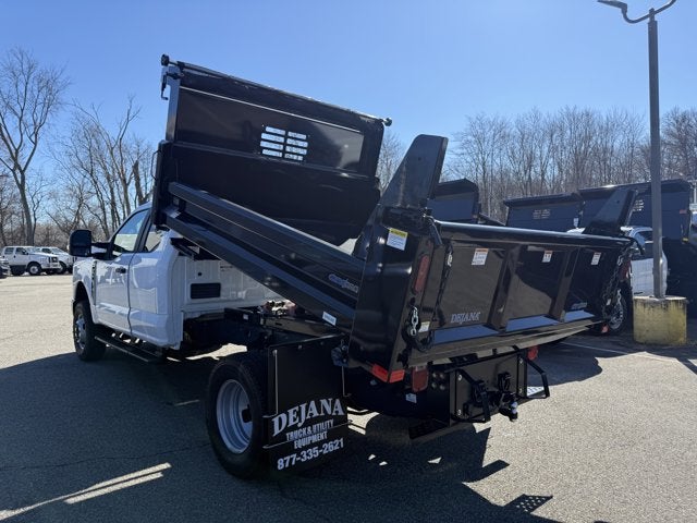 2025 Ford Chassis Cab F-350® XL