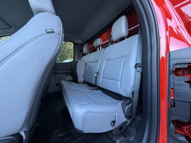 2025 Ford Chassis Cab F-350® XL