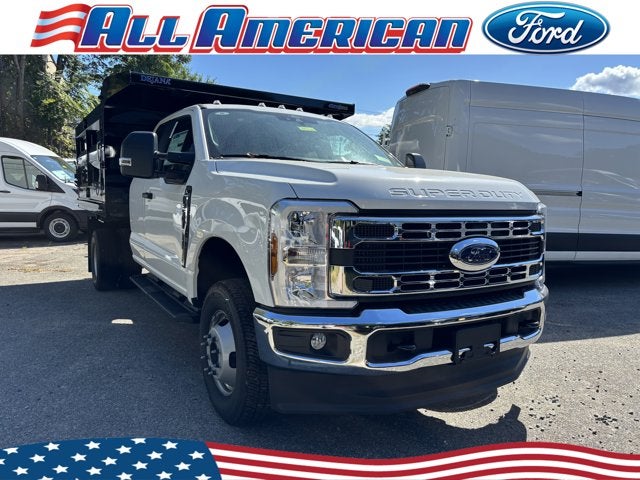2025 Ford Chassis Cab F-350® XL
