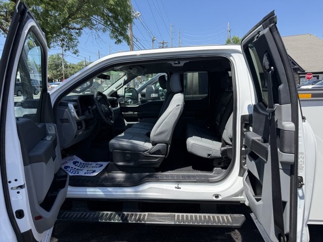 2026 Ford Chassis Cab F-350® XL