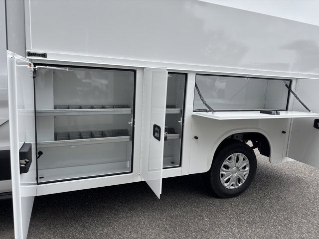 2025 Ford Transit Chassis Cutaway