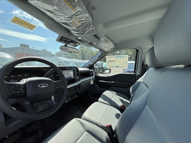 2025 Ford Chassis Cab F-550® XL