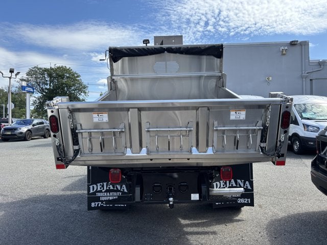 2025 Ford Chassis Cab F-350® XL