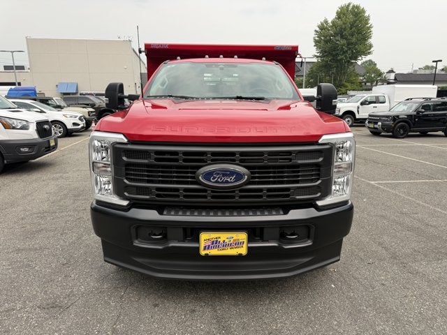 2025 Ford Chassis Cab F-350® XL