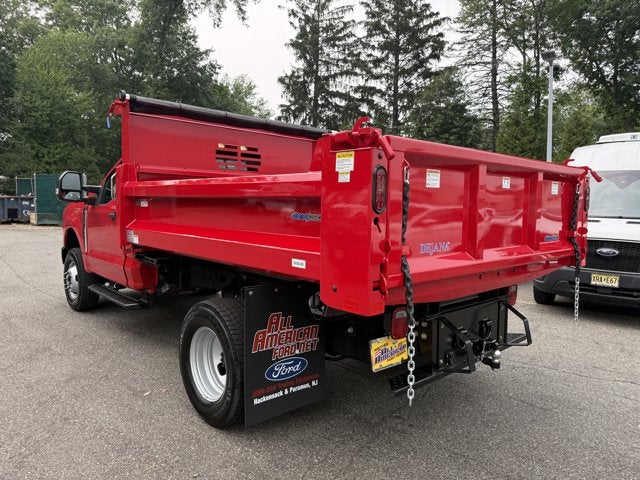 2025 Ford Chassis Cab F-350® XL