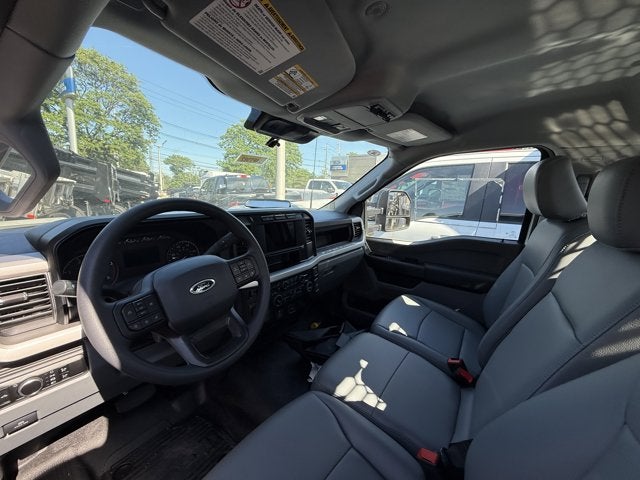 2024 Ford Chassis Cab F-350® XL