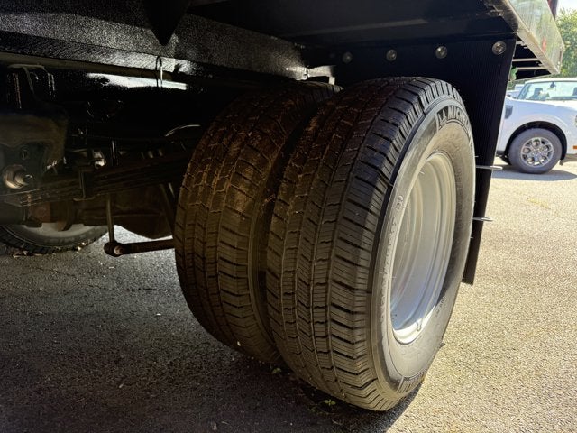 2024 Ford Chassis Cab F-350® XL