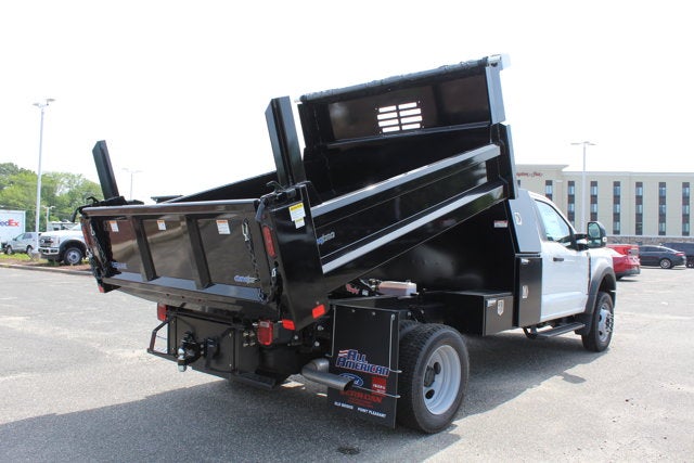 2025 Ford Chassis Cab F-550® XL