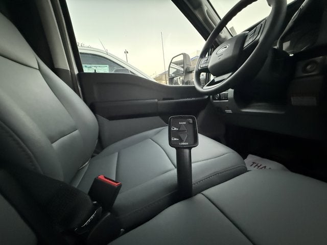 2025 Ford Chassis Cab F-550® XL