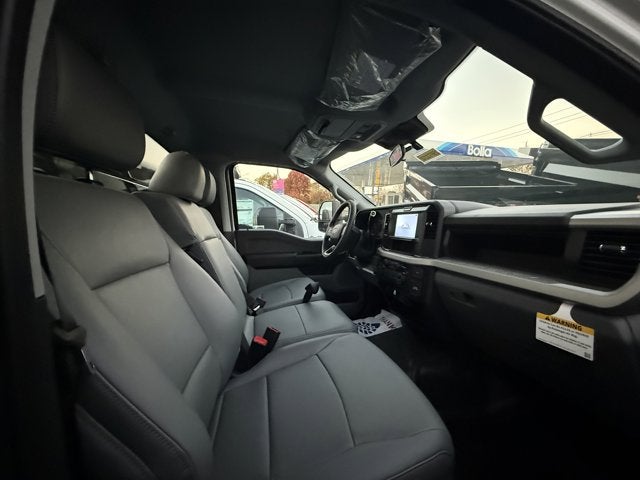 2025 Ford Chassis Cab F-550® XL