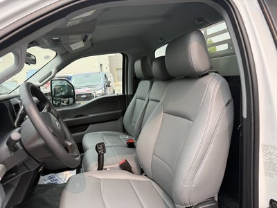 2024 Ford Super Duty F-550 DRW XL