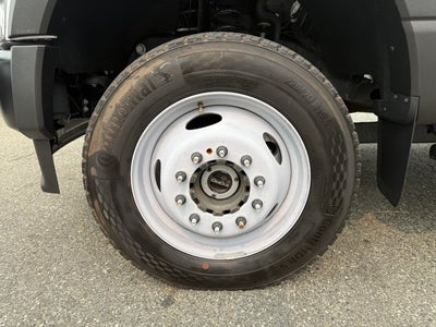 2024 Ford Super Duty F-550 DRW XL