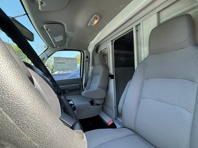 2025 Ford Econoline Cutaway E-350 SRW