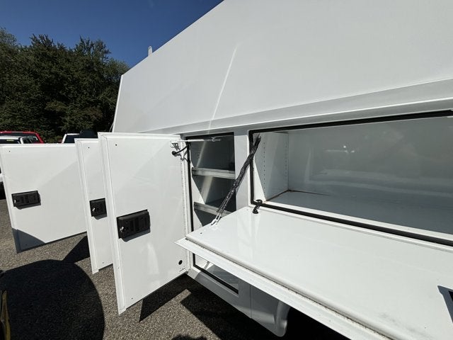 2025 Ford Econoline Cutaway E-350 SRW