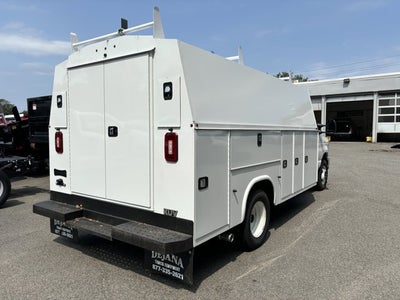 2025 Ford Econoline Cutaway E-350 SRW