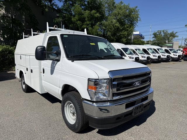 2026 Ford Econoline Cutaway E-350 SRW