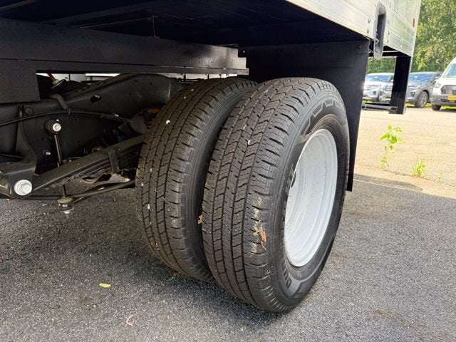 2027 Ford Econoline Cutaway E-450 DRW