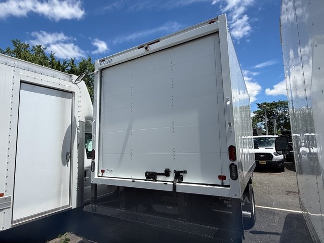 2027 Ford Econoline Cutaway E-450 DRW