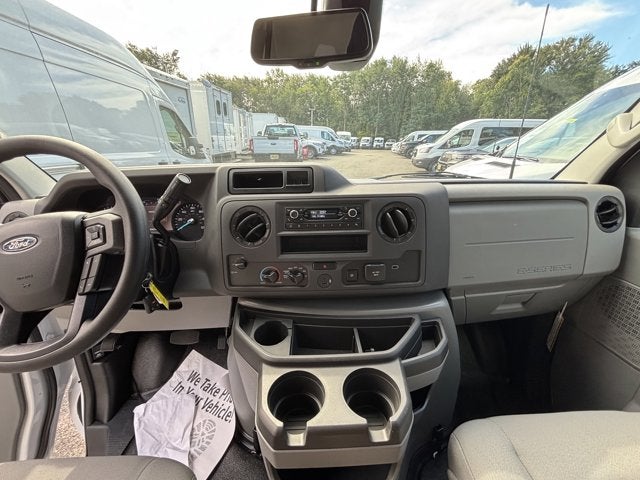 2026 Ford Econoline Cutaway E-450 DRW