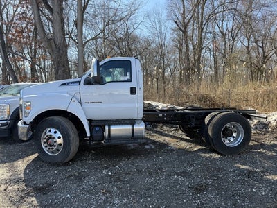 2027 Ford F-650-750 F-750 SD Diesel Straight Frame