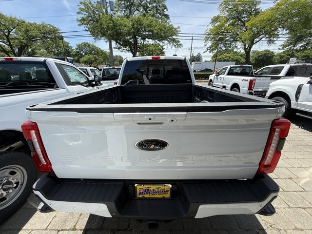 2026 Ford Super Duty F-350® Lariat®