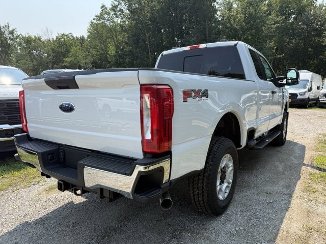 2026 Ford Super Duty F-250® XLT
