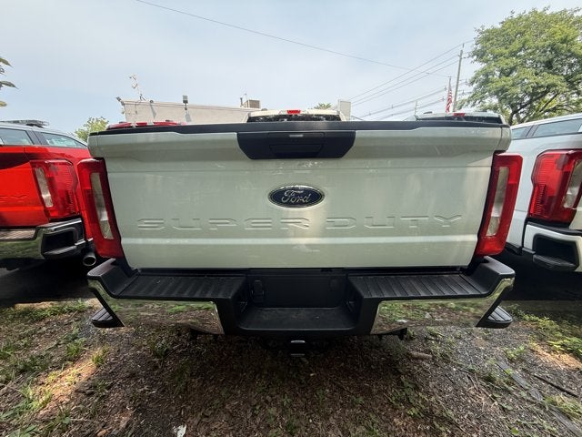 2026 Ford Super Duty F-350® XL