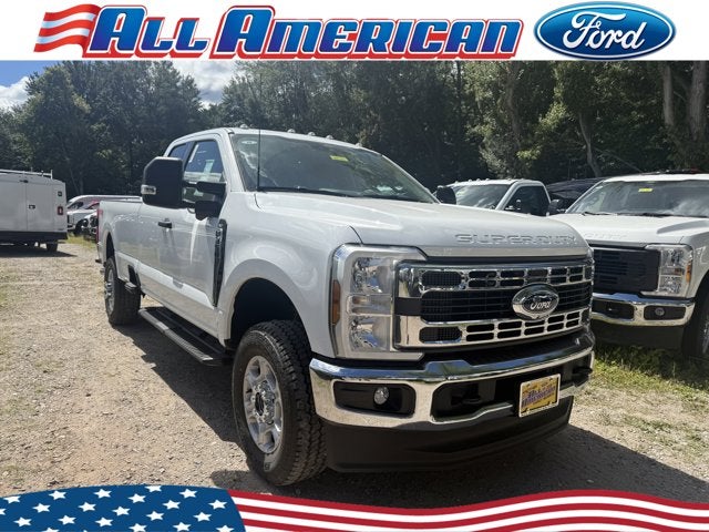 2026 Ford Super Duty F-350® XLT