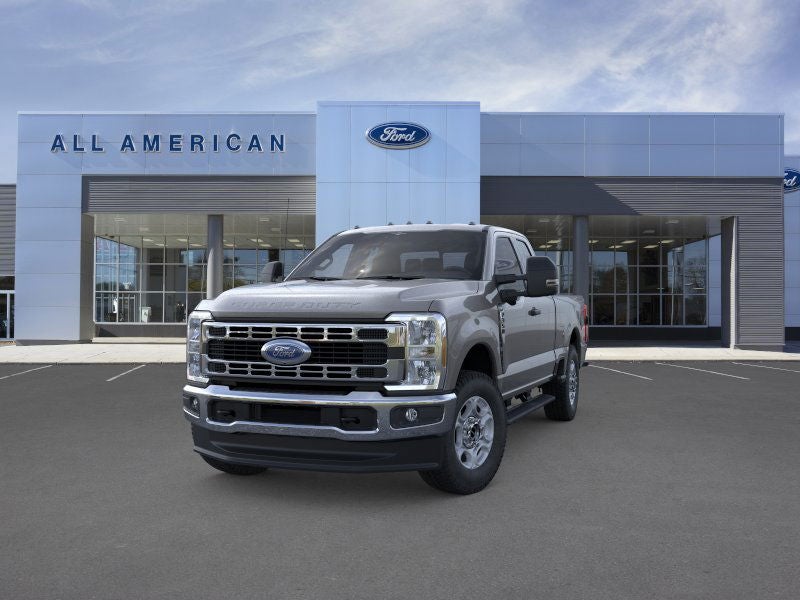 2026 Ford Super Duty F-350® XLT