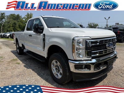 2026 Ford Super Duty F-350® XLT